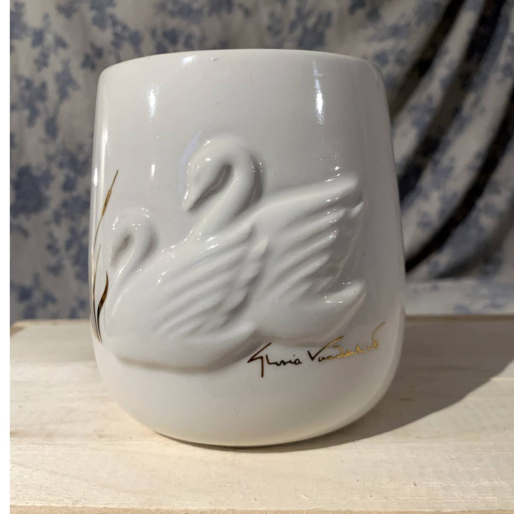 VTG Gloria Vanderbilt Teleflora 4" Ceramic Swan Vase Gold Details